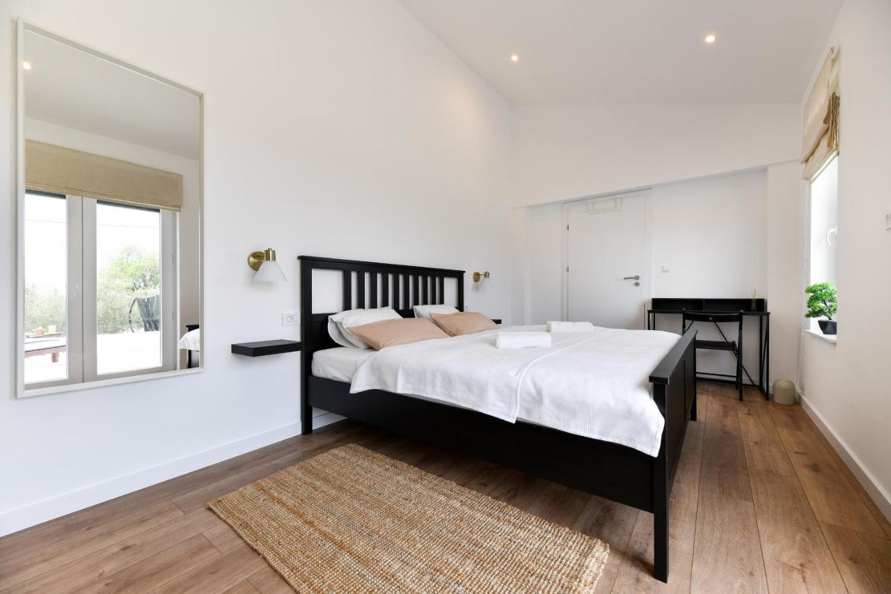 Wonderful Holiday House Bruno With Heated Pool Zara Esterno foto