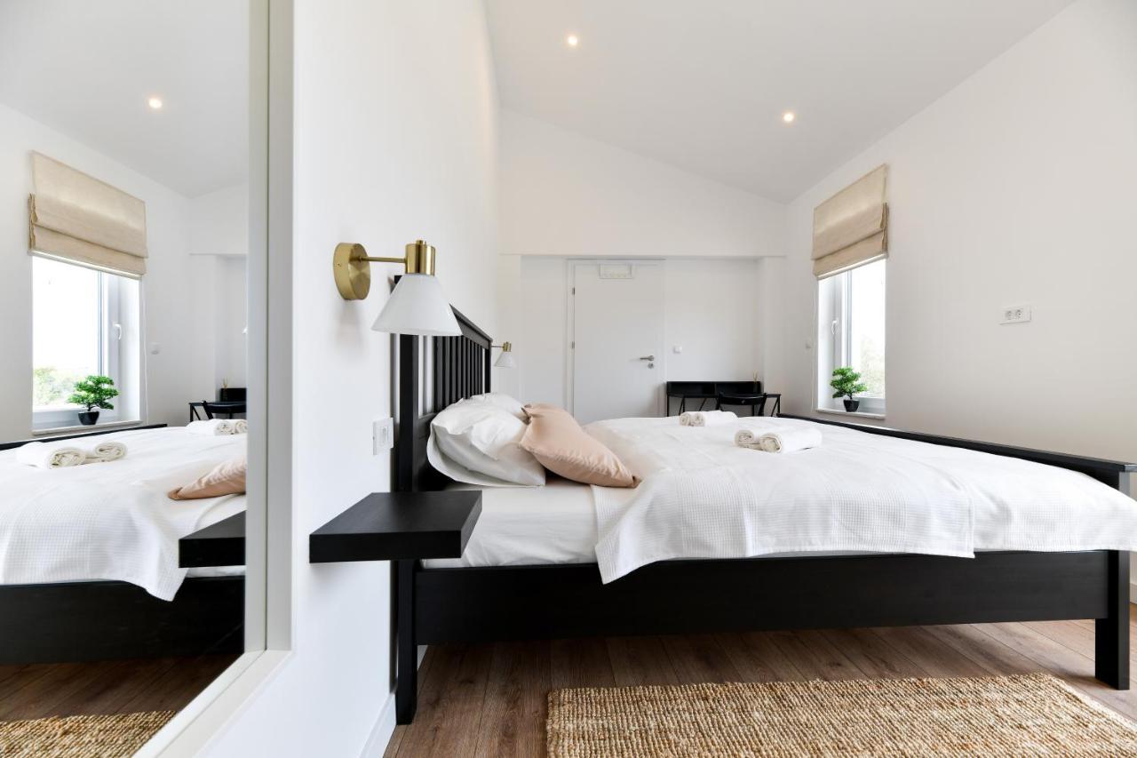 Wonderful Holiday House Bruno With Heated Pool Zara Esterno foto